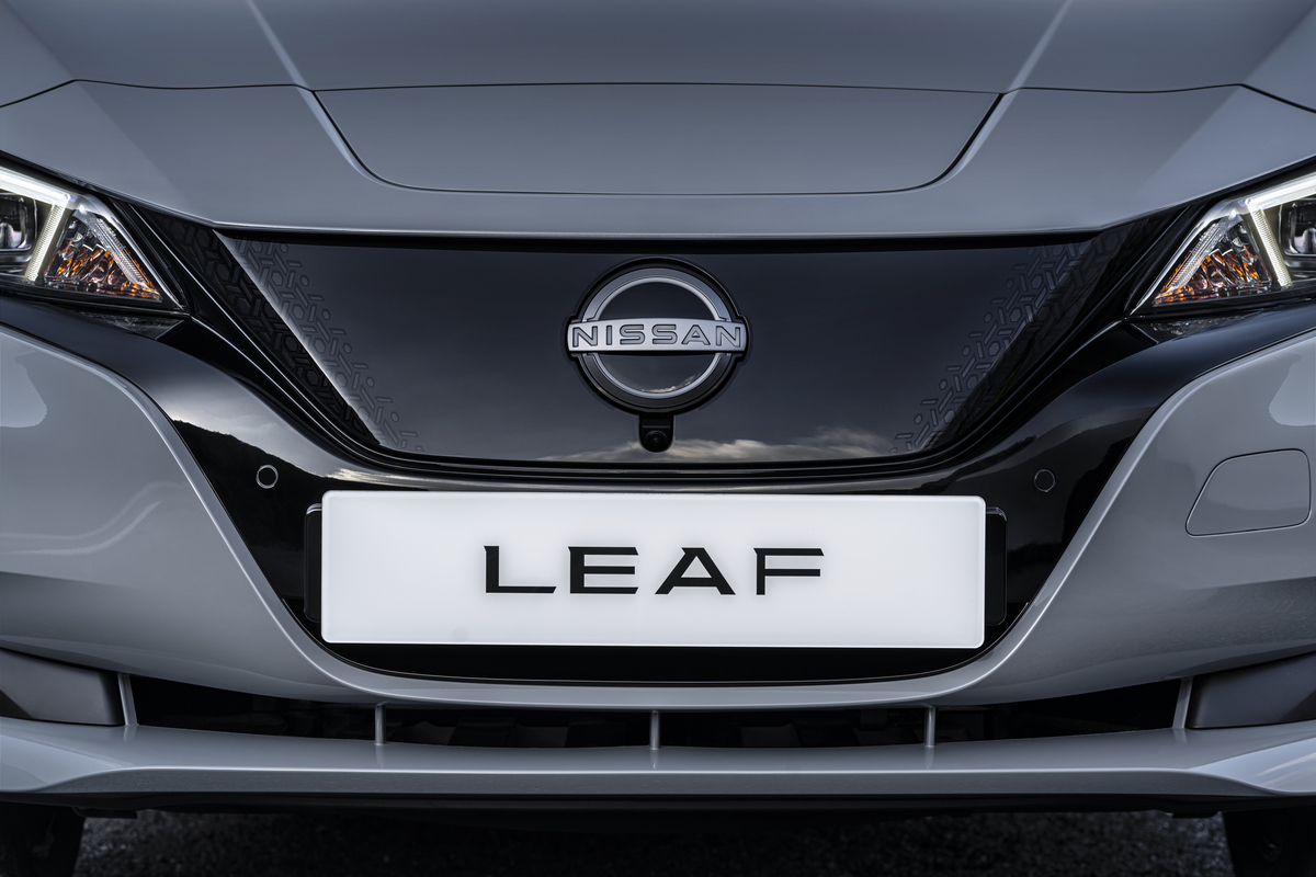 Nissan LEAF 022